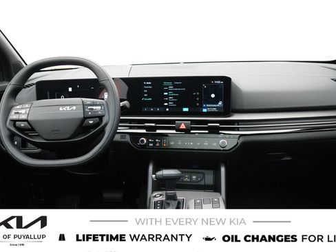 New 2026 Kia Sportage X-Line w/ X-Line Technology Package AWD/4WD image 17