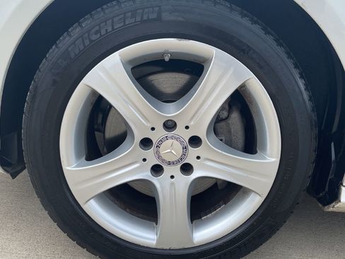 Used 2015 Mercedes-Benz E 350 Sedan image 11