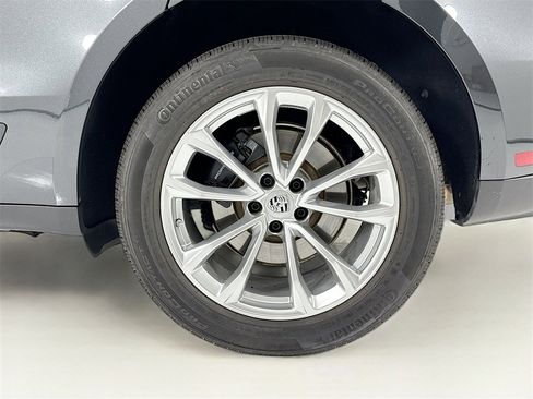 Used 2025 Porsche Macan image 33