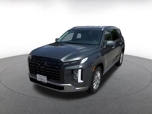 Used 2025 Hyundai Palisade SEL FWD image 7
