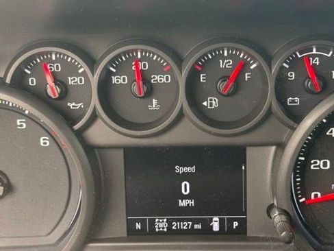 Used 2023 Chevrolet Silverado 1500 Custom Trail Boss w/ LPO, Dark Essentials Package image 20