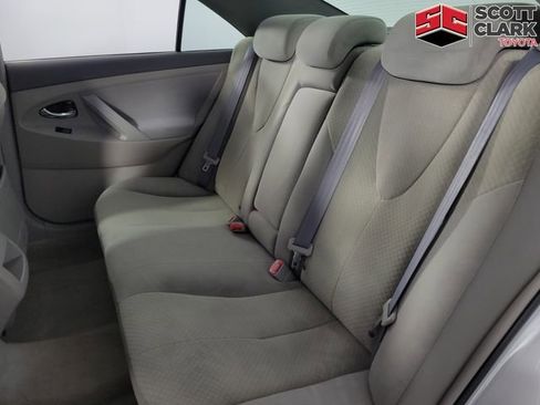 Used 2009 Toyota Camry LE image 16