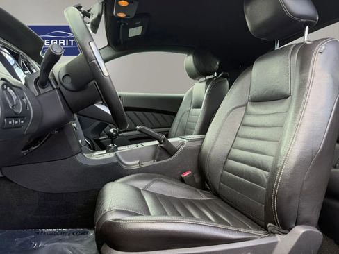 Used 2012 Ford Mustang Coupe RWD image 10