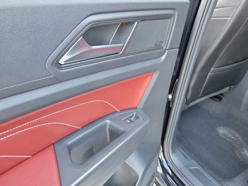 Used 2023 Volkswagen Atlas Cross Sport SEL Premium R-Line image 13