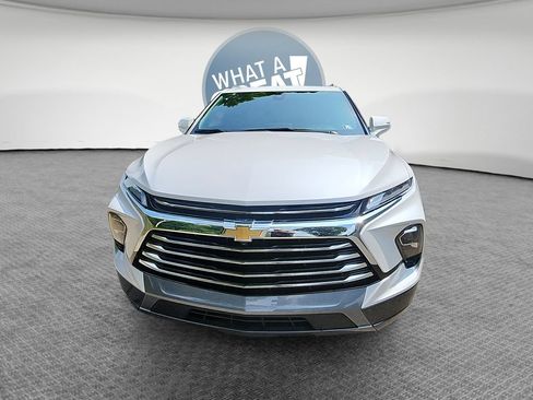Used 2025 Chevrolet Blazer Premier w/ Driver Confidence II Package AWD/4WD image 10