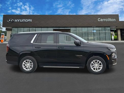 Used 2025 Chevrolet Tahoe LT AWD/4WD image 4