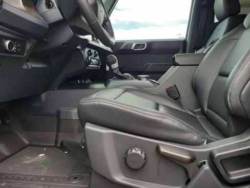 New 2025 Ford Bronco Big Bend AWD/4WD image 19
