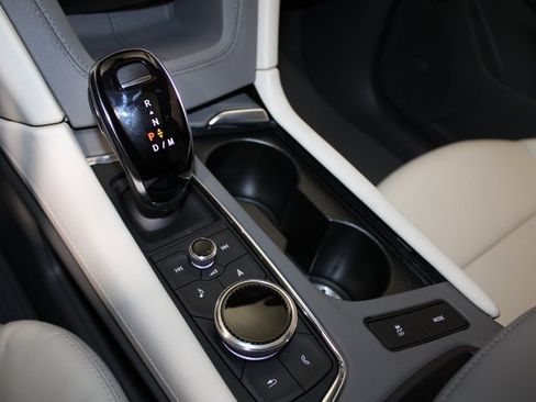 New 2025 Cadillac XT5 Premium Luxury image 17