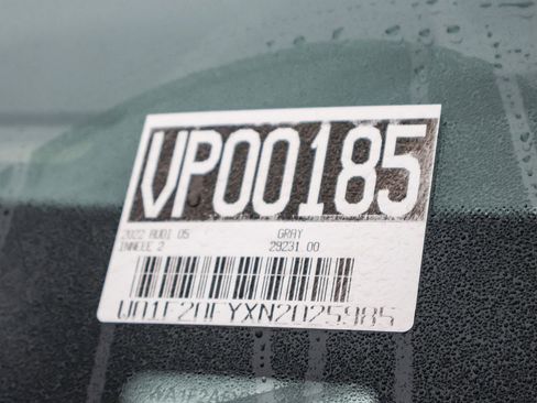 Used 2022 Audi Q5 e Prestige w/ Prestige Package image 37