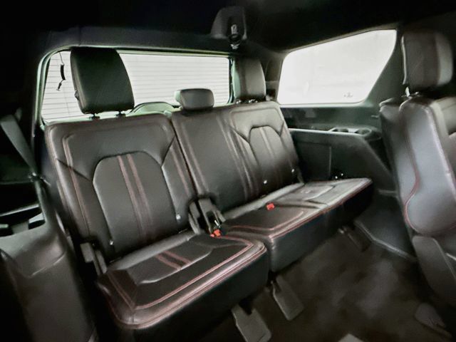 Used 2021 Ford Expedition Limited AWD/4WD image 29