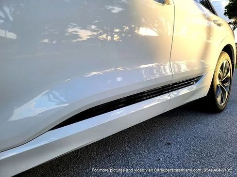 Used 2021 Audi e-tron Premium Plus w/ Premium Plus Package image 94