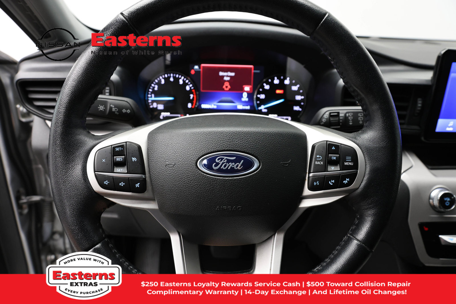 Used 2023 Ford Explorer XLT RWD image 10