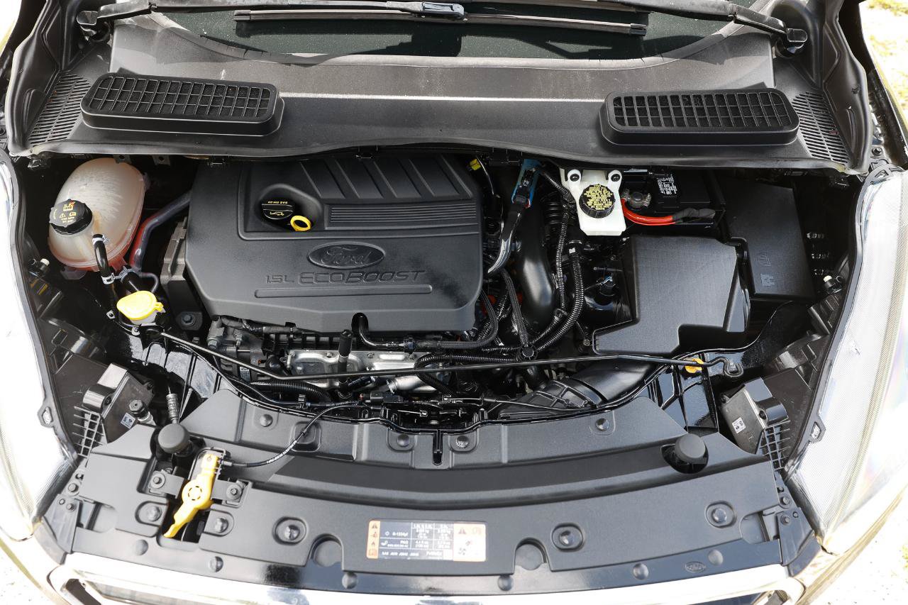 Used 2017 Ford Escape Titanium FWD image 20