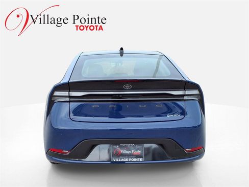 New 2026 Toyota Prius Plug-In Hybrid image 4