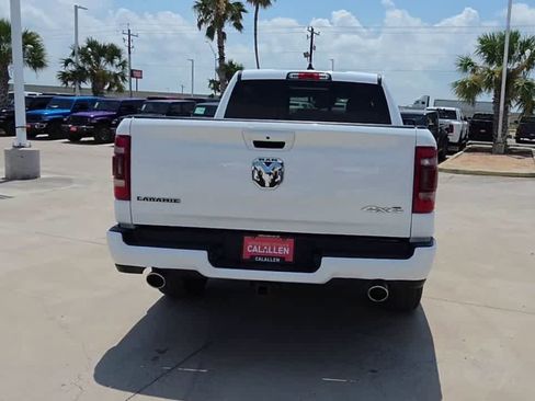 Used 2024 RAM 1500 Laramie AWD/4WD image 7