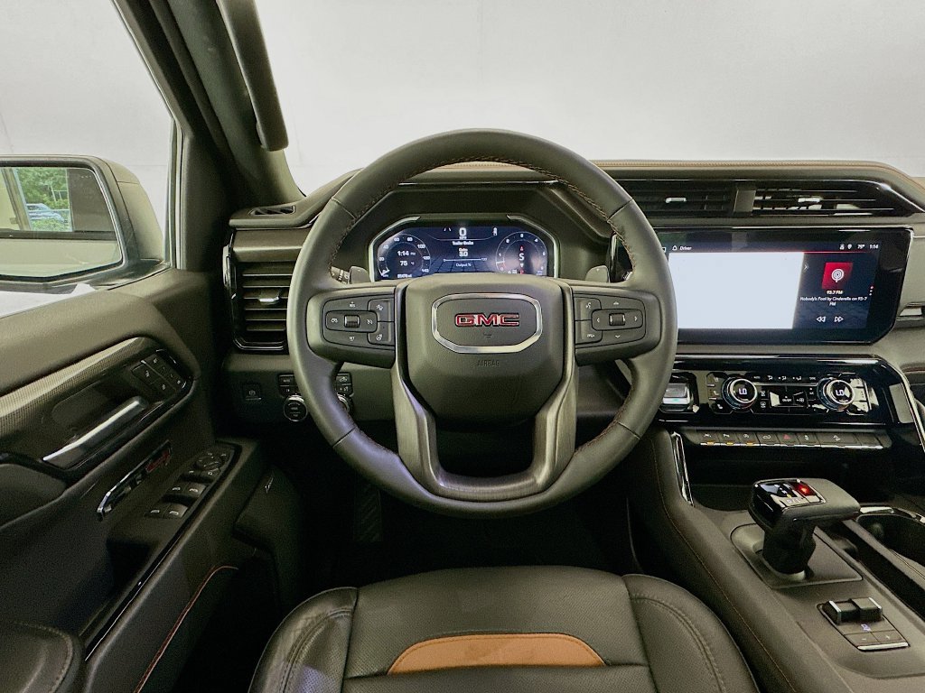 Used 2024 GMC Sierra 1500 AT4 w/ Technology Package AWD/4WD image 23