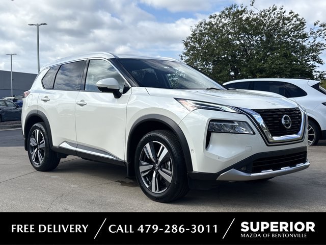 Used 2021 Nissan Rogue Platinum AWD/4WD image 1