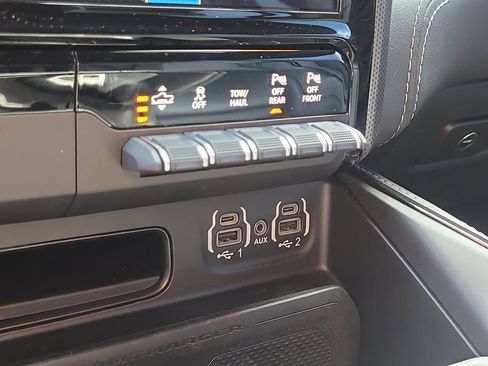 Used 2022 RAM 1500 Limited w/ Bed Utility Group AWD/4WD image 28