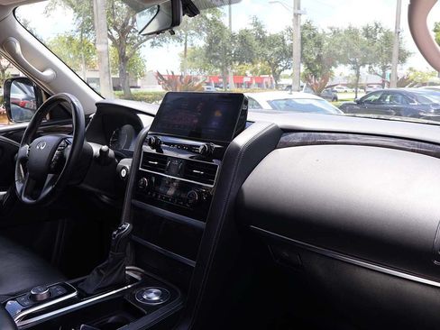 Used 2024 INFINITI QX80 Luxe RWD image 43