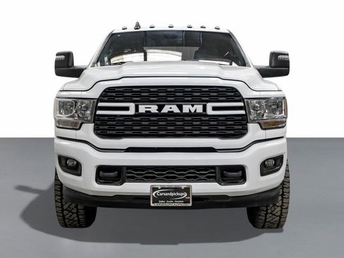 Used 2024 RAM 3500 Big Horn image 3