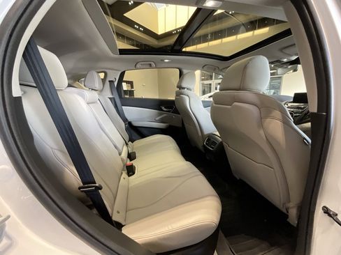 Certified 2025 Acura RDX w/ Technology Package image 23