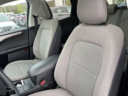 Used 2022 Ford Escape SE w/ SE Sport Appearance Package AWD/4WD image 8