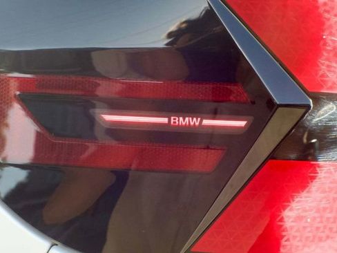 Used 2024 BMW X5 xDrive40i w/ M Sport Package AWD/4WD image 17