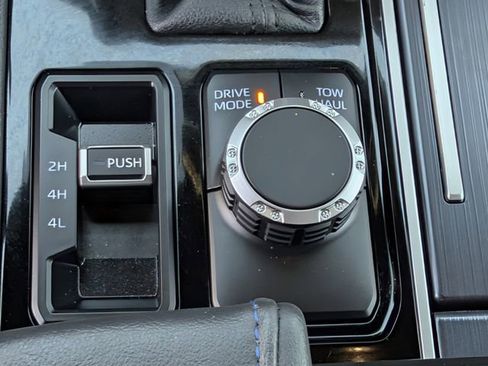 Used 2024 Toyota Tundra Platinum AWD/4WD image 15