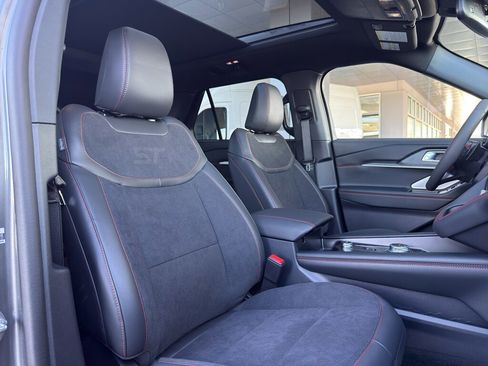 New 2026 Ford Explorer ST image 35