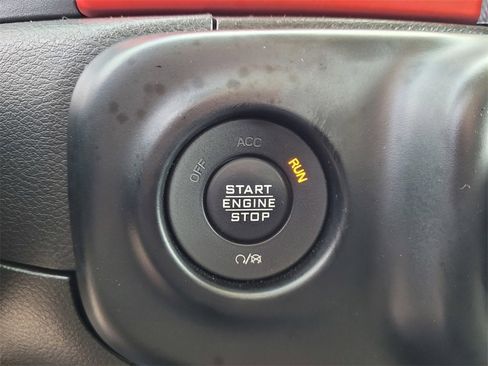 Used 2021 Jeep Wrangler Unlimited Rubicon image 19