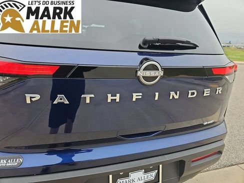 Used 2025 Nissan Pathfinder SV AWD/4WD image 31