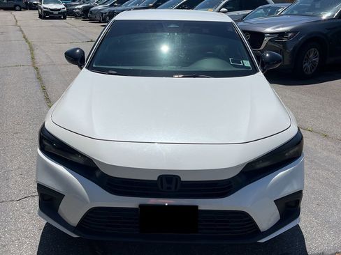 Used 2024 Honda Civic Sport image 2