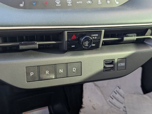 New 2026 Nissan Leaf SV+ w/ Floor Mat Package (SV+) FWD image 16