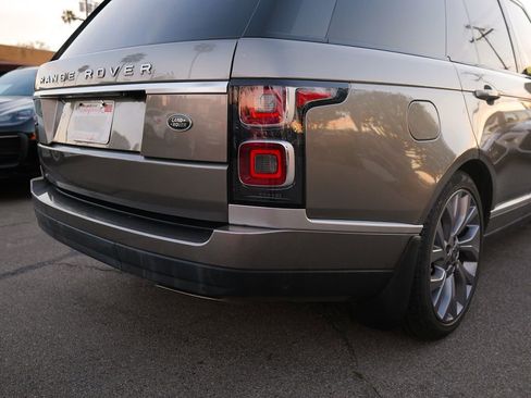 Used 2020 Land Rover Range Rover HSE image 34