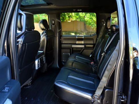 Used 2018 Ford F150 Platinum w/ Equipment Group 701A Luxury image 21