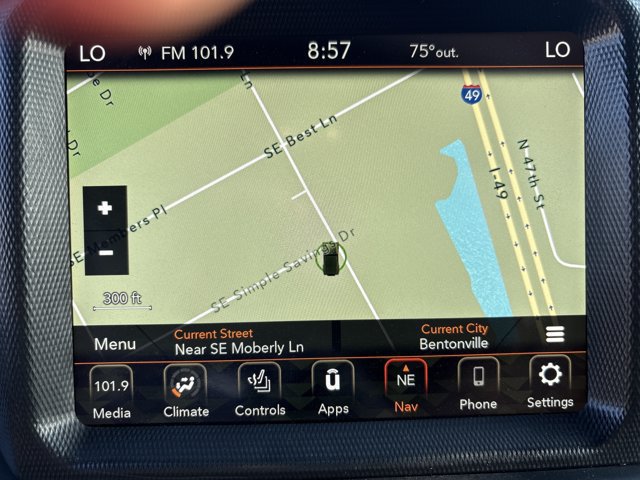 Used 2023 Jeep Wrangler Unlimited Sahara w/ Cold Weather Group AWD/4WD image 26