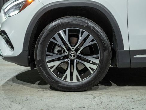Certified 2025 Mercedes-Benz GLA 250 4MATIC image 7