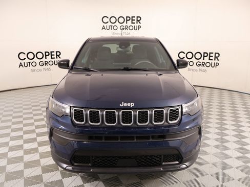 Used 2024 Jeep Compass Sport AWD/4WD image 8