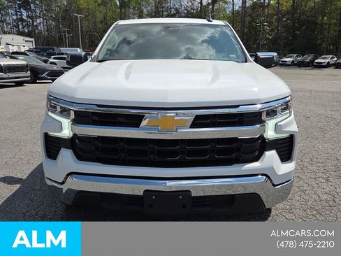 Used 2025 Chevrolet Silverado 1500 LT RWD image 3