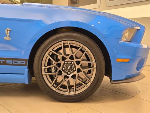 Used 2013 Ford Mustang Shelby GT500 RWD image 8
