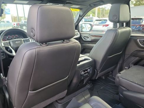 Certified 2021 Chevrolet Tahoe Z71 w/ Z71 Signature Package image 11