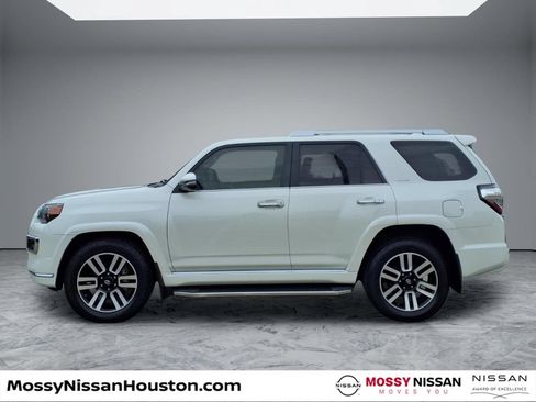 Used 2020 Toyota 4Runner Limited AWD/4WD image 5