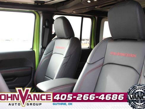 Used 2025 Jeep Wrangler Unlimited Rubicon w/ Safety Group image 27