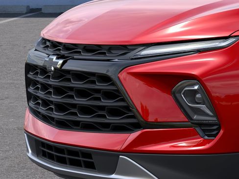 New 2026 Chevrolet Blazer LT w/ Convenience Package AWD/4WD image 39
