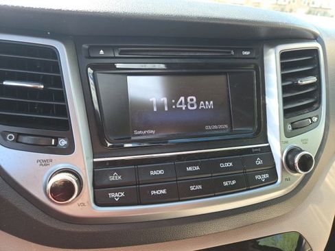 Used 2017 Hyundai Tucson SE image 7