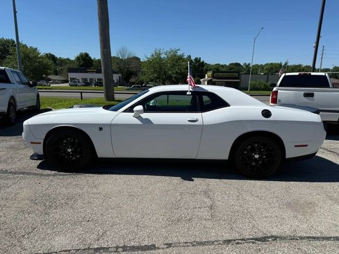 Used 2015 Dodge Challenger R/T Scat Pack RWD image 7