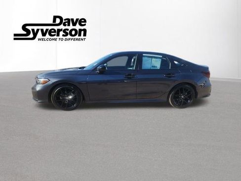 Used 2025 Honda Civic Sport image 2