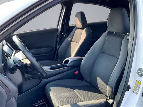 Used 2019 Honda HR-V Sport image 25