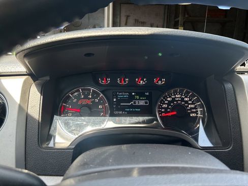 Used 2013 Ford F150 FX4 w/ Mid Equipment Group AWD/4WD image 21