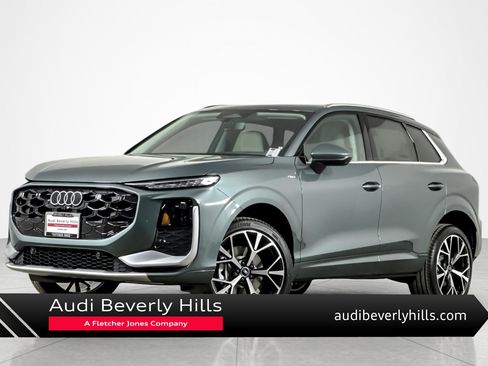 New 2026 Audi Q3 quattro 2.0T AWD/4WD image 1